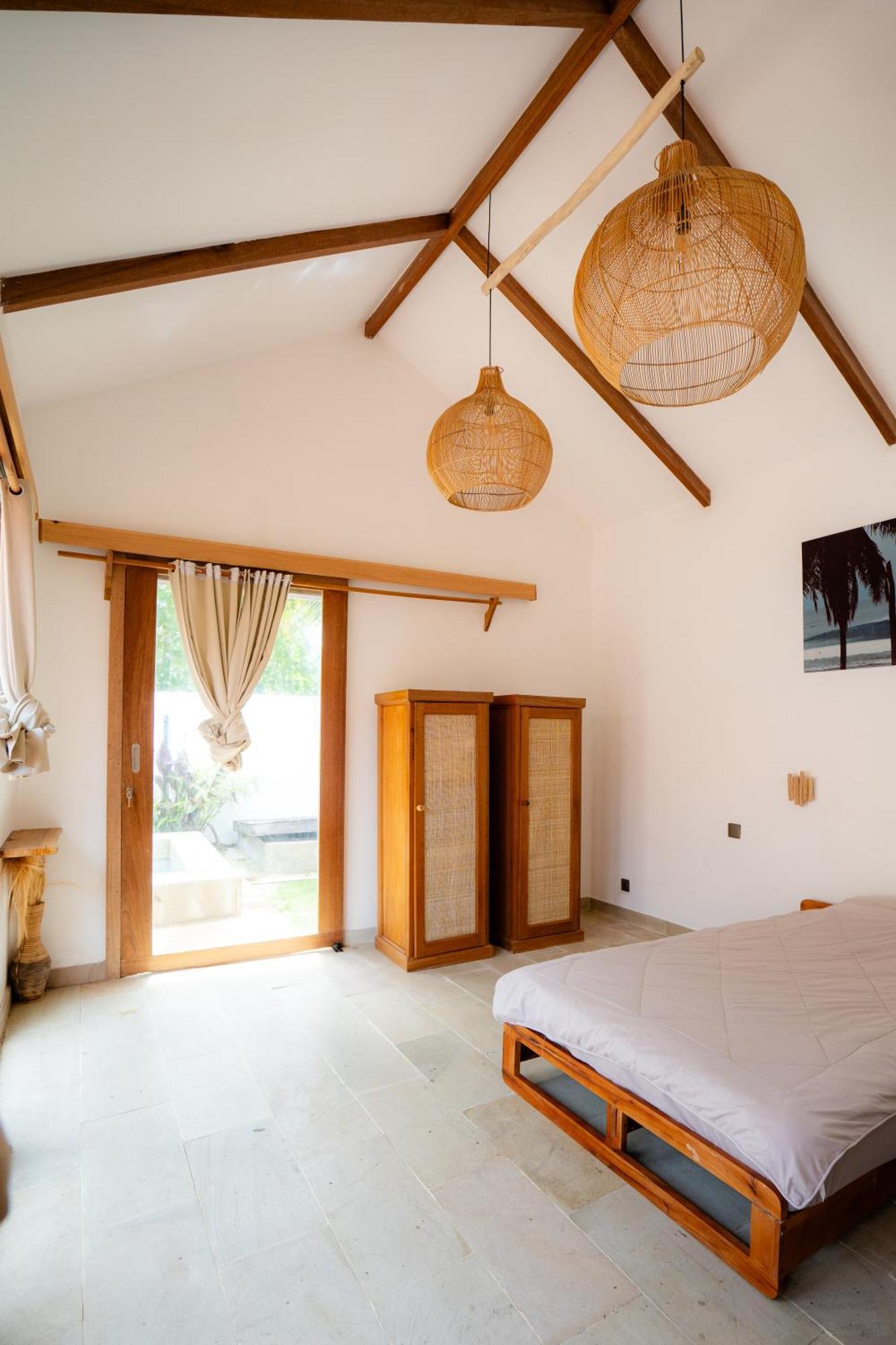 Lances Right Surfhouse Hotel Katiet Ngoại thất bức ảnh